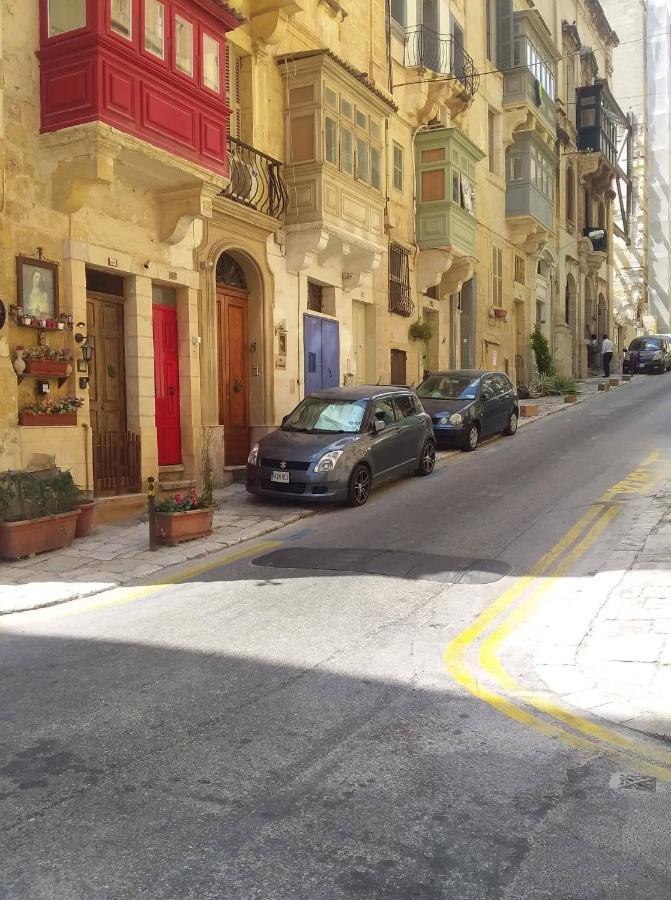 Lovely 1 Bedroom Apartment In The Heart Of La Valeta Exterior foto